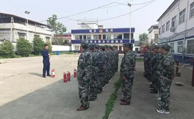 鲁山县瀼河乡展开消防宁静大练习训练、大排查、大宣讲专项步履