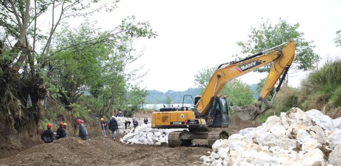 长顺｜下好备汛“先手棋” 打好防汛“自动仗”