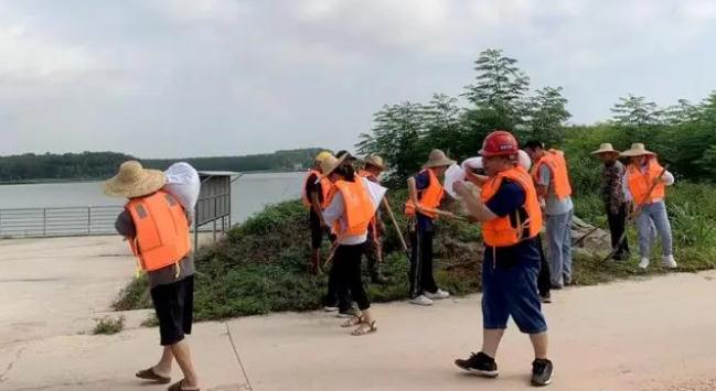 展开防汛抢险应急练习练习 以“演”促防，以“练”备战