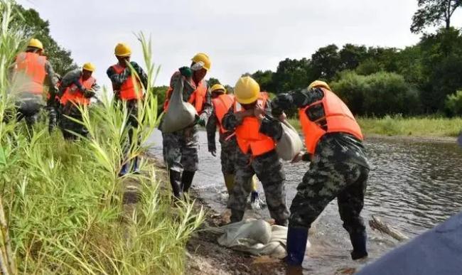 这场防汛应急练习训练“动真格”