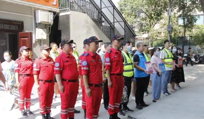 “演”促防 “练”备汛——碑林区南院门街道展开防汛应急练习练习