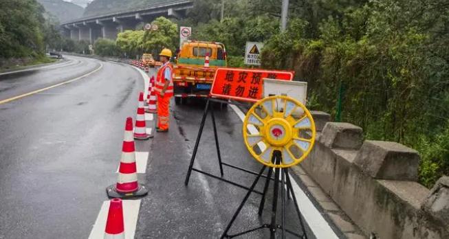 昌平公路分局|“四个强化”修建防汛应急宁静网